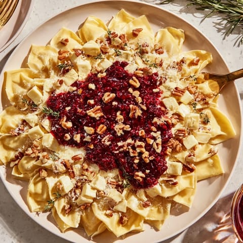 Warm and flaky Cranberry Brie Bites appetizer: a delicious blend of sweet cranberry and creamy Brie.